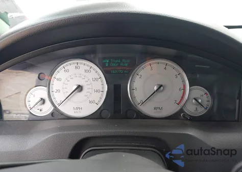 2005 Chrysler 300C z USA, uszkodzony, nr VIN 2C3AA63H55H115299